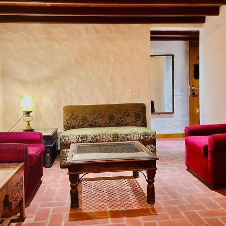 The Kaptain'S Retreat Chandīgarh Extérieur photo